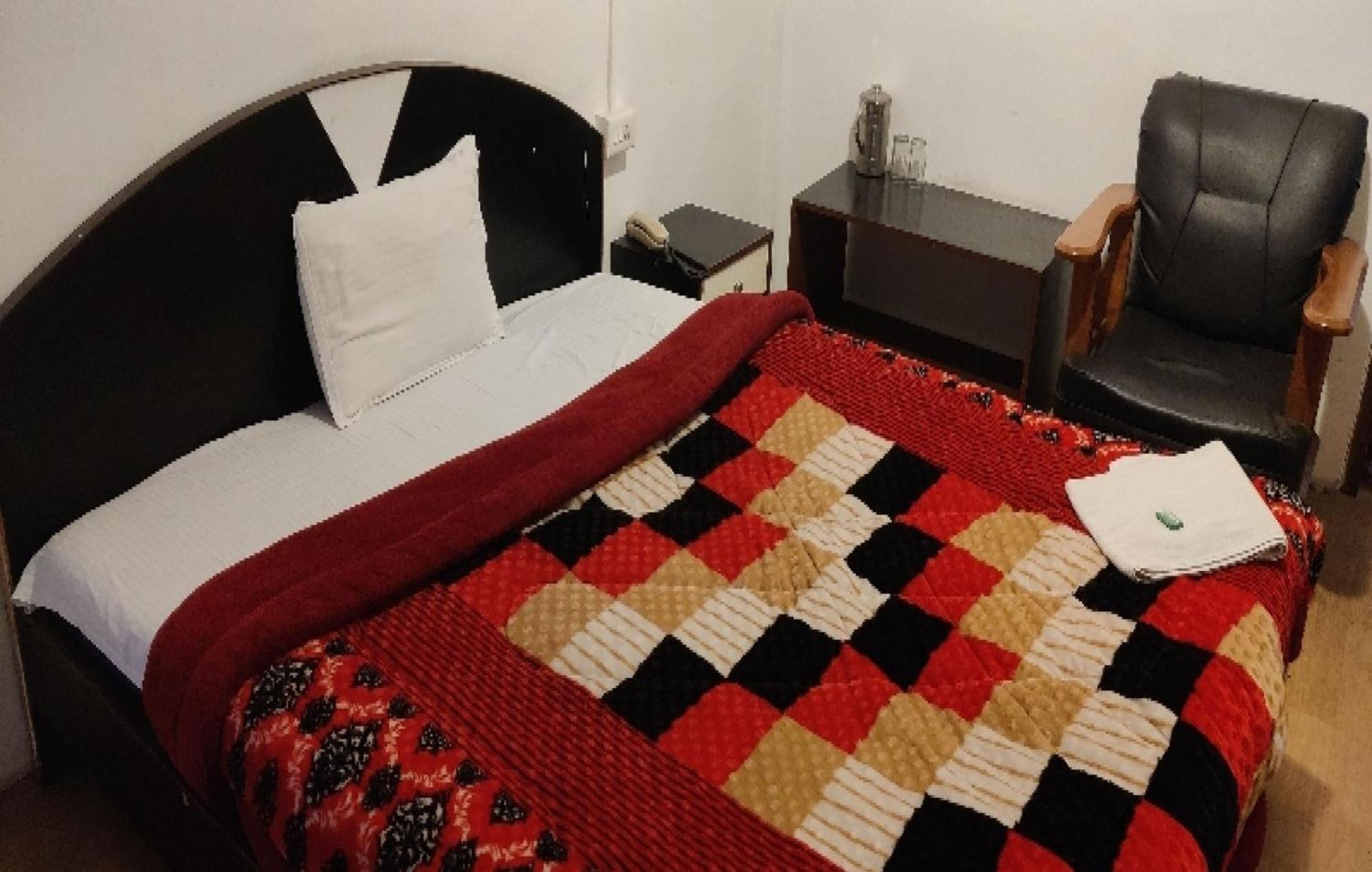 Capital O 8272 Hotel Pratigya Residency Gangtok Exteriör bild