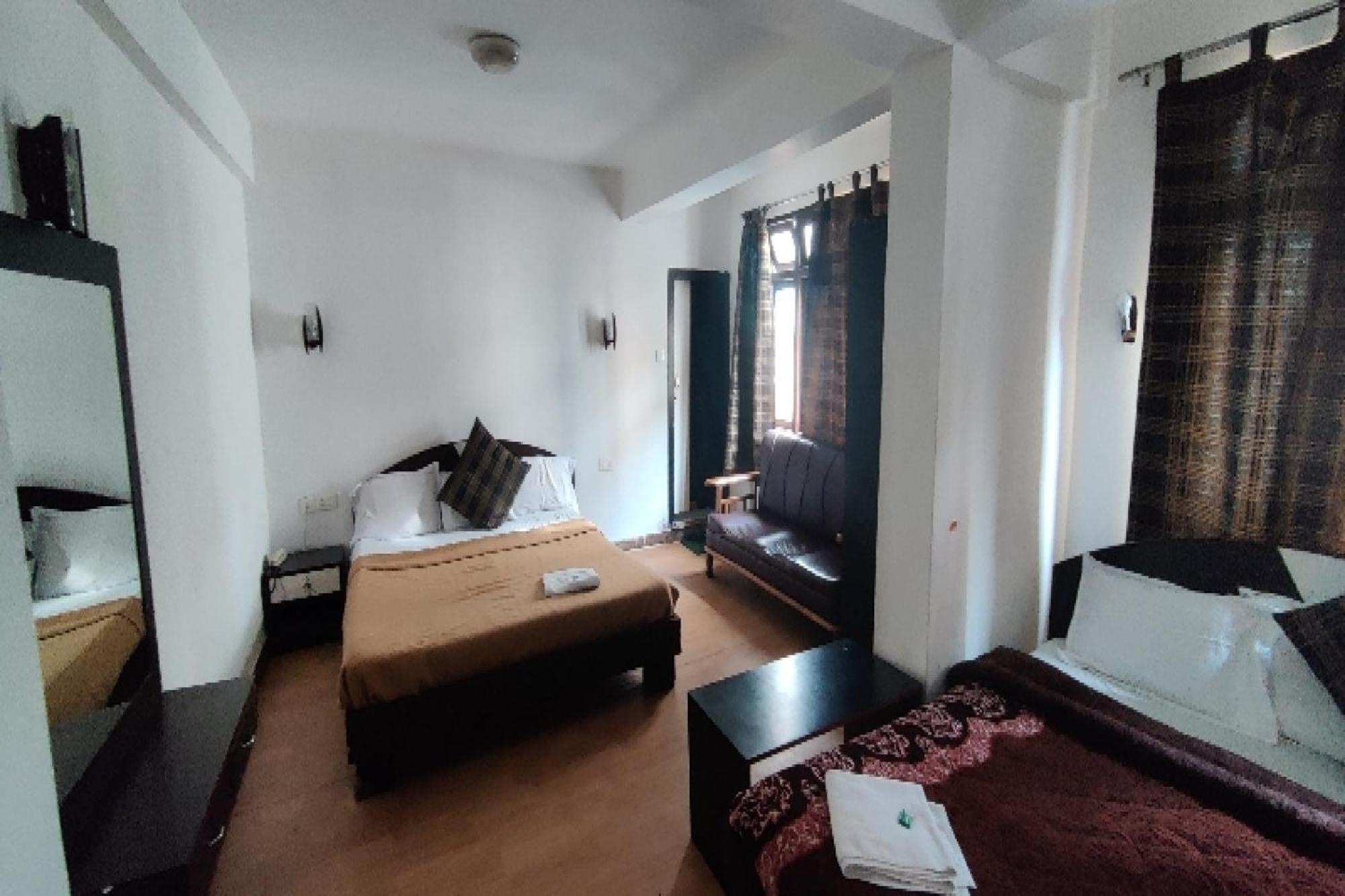 Capital O 8272 Hotel Pratigya Residency Gangtok Exteriör bild